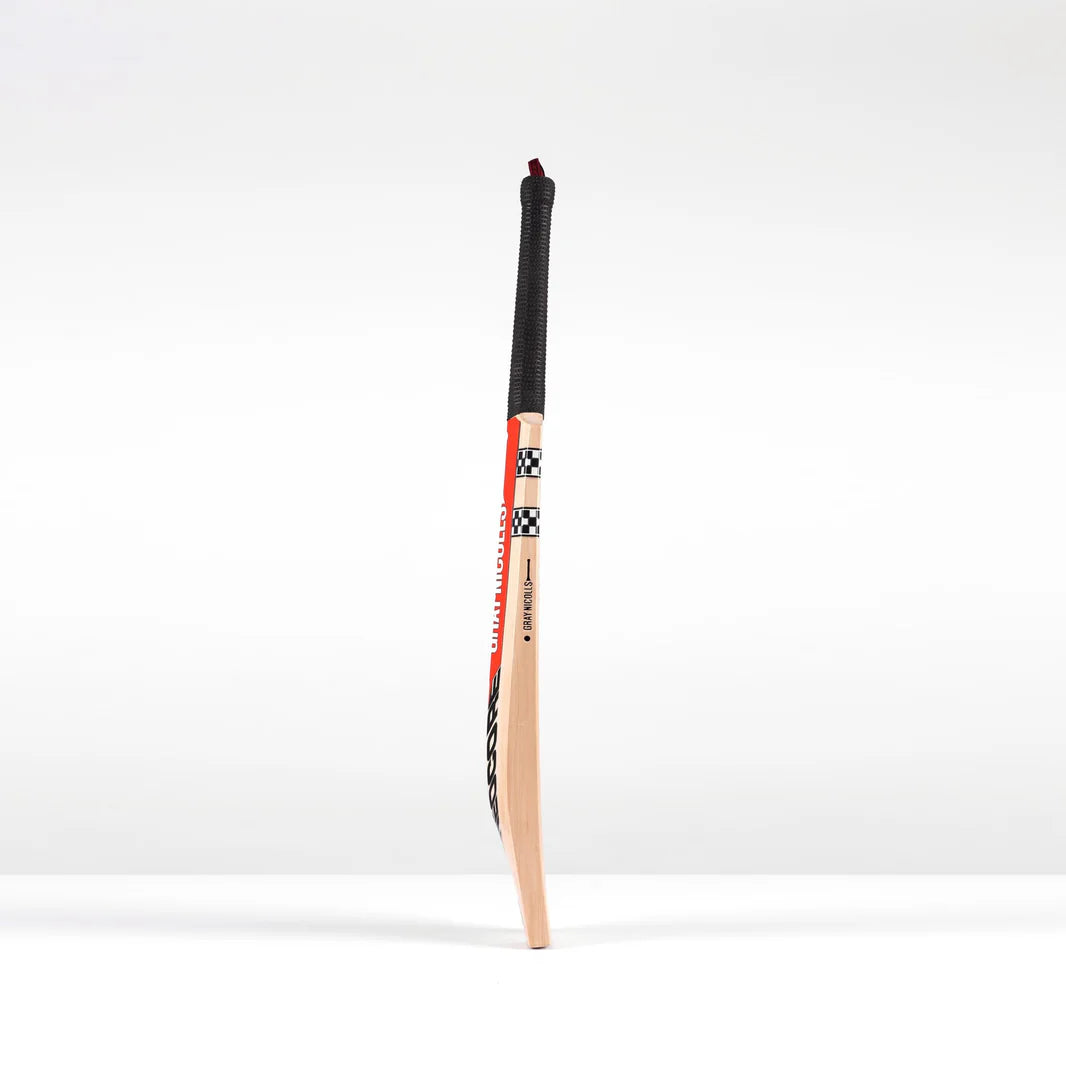 Gray-Nicolls NEOCORE Player Edition Cricket Bat - Adult