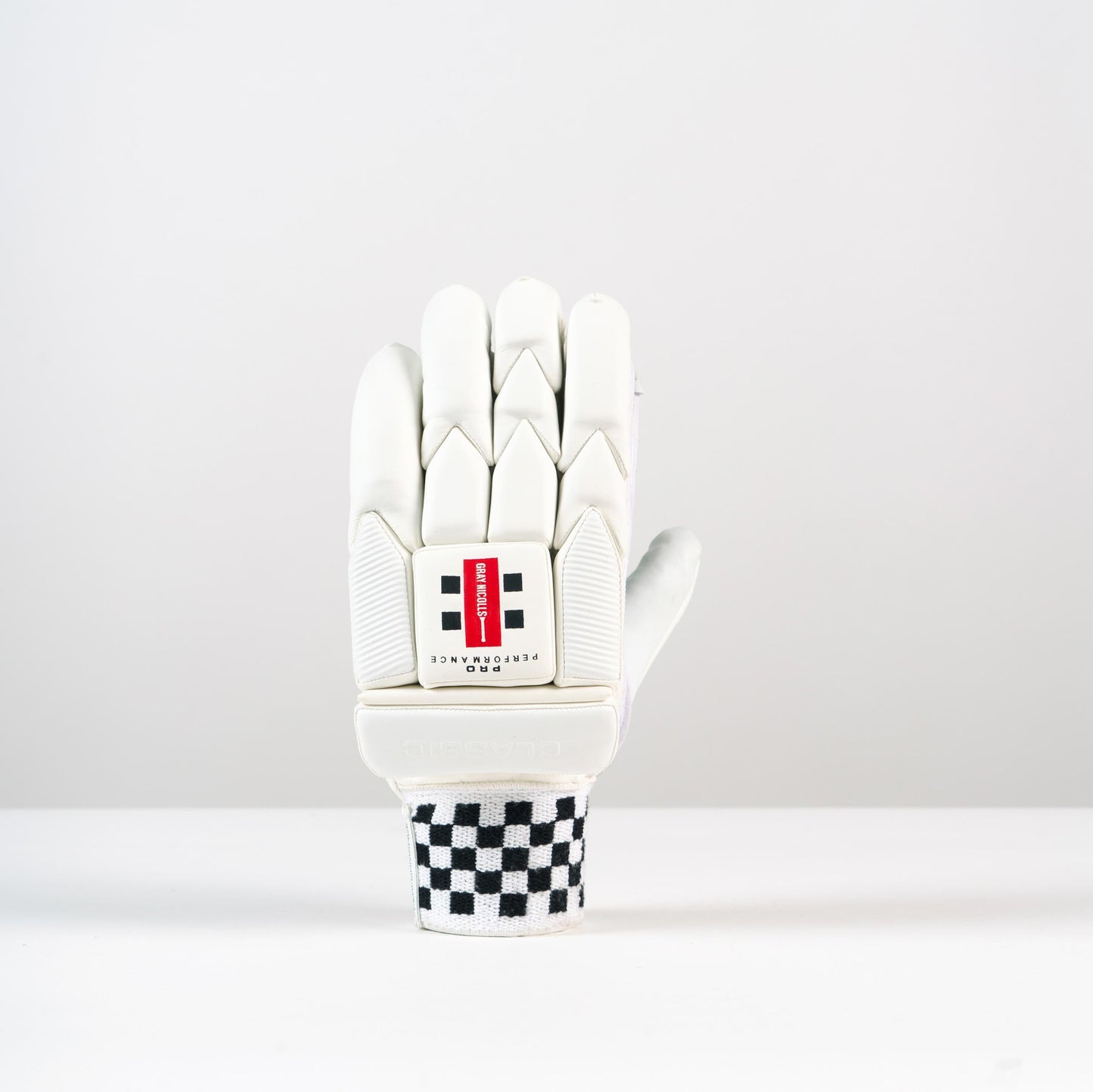 Gray-Nicolls Classic Pro Performance Glove