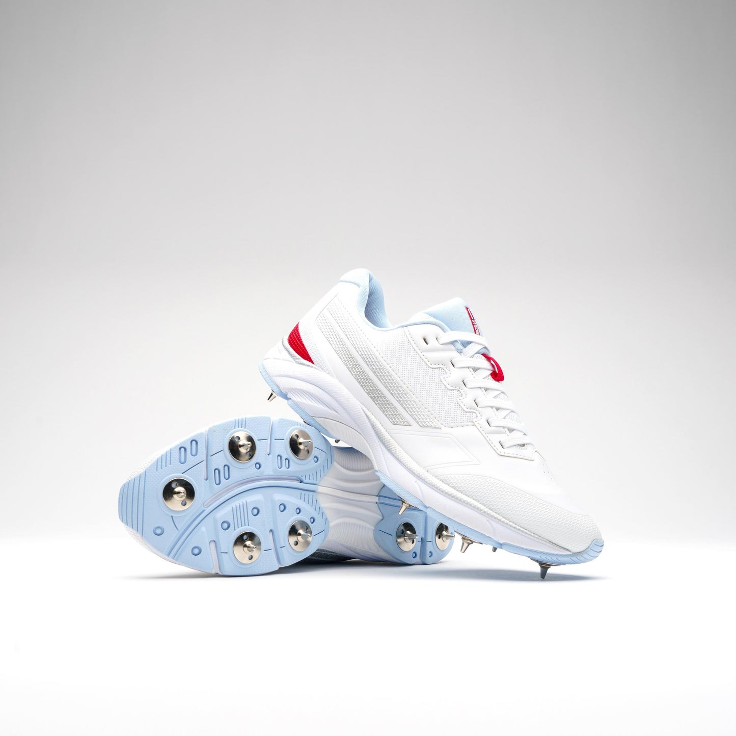 Gray-Nicolls Velocity 5.5 Spike Shoes