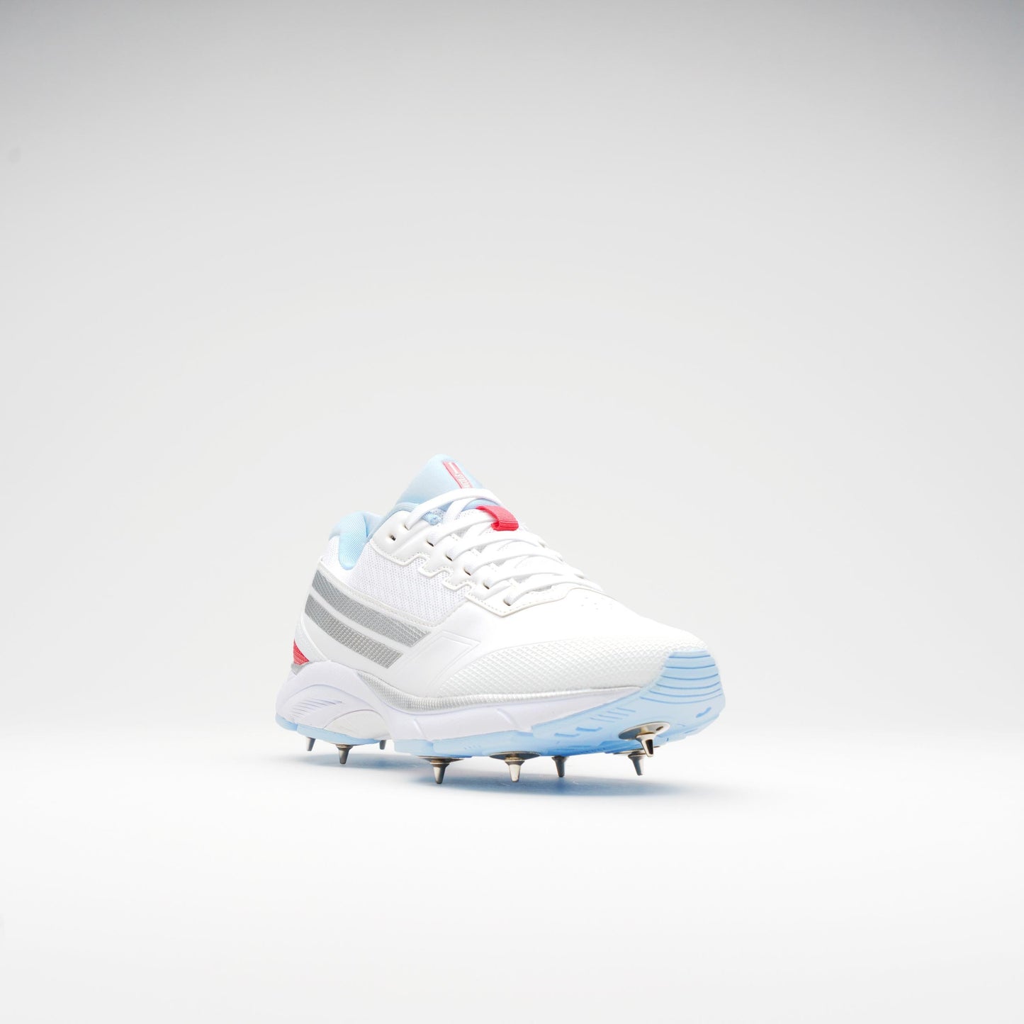 Gray-Nicolls Velocity 5.5 Spike Junior Shoes