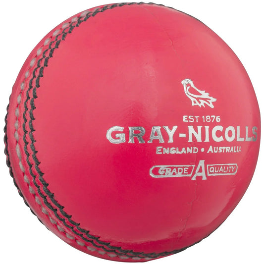 Gray-Nicolls Crown 5 Star Ball